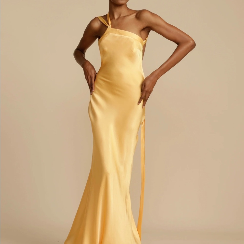 One-Shoulder Satin Evening Gown in Yellow